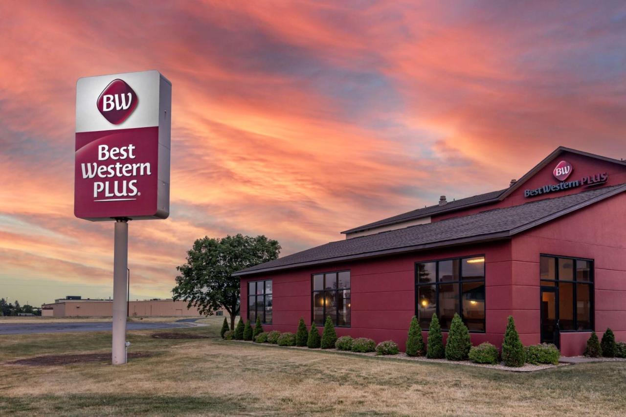 Best Western Plus Chelsea Hotel Monticello Bagian luar foto