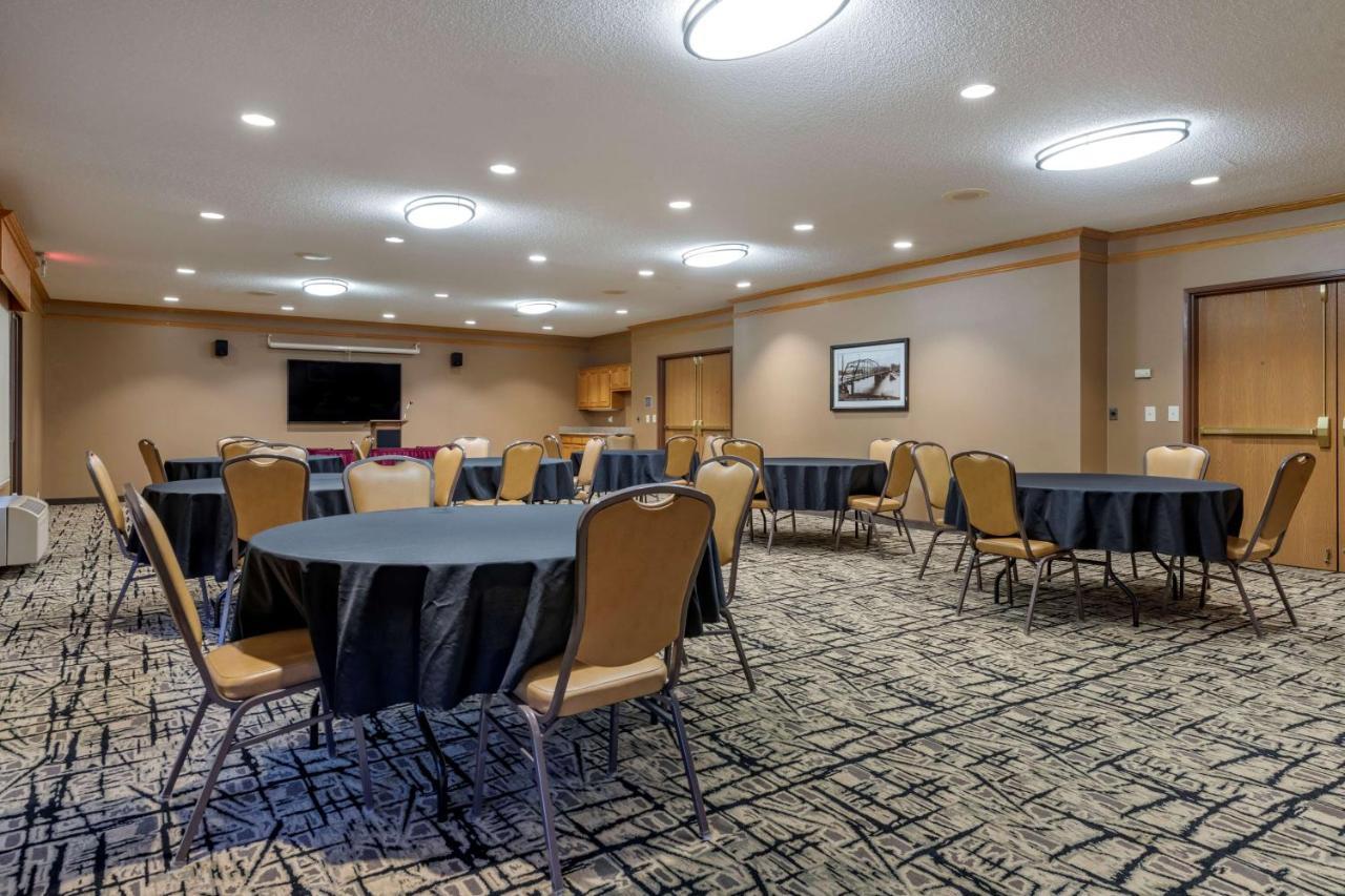 Best Western Plus Chelsea Hotel Monticello Bagian luar foto