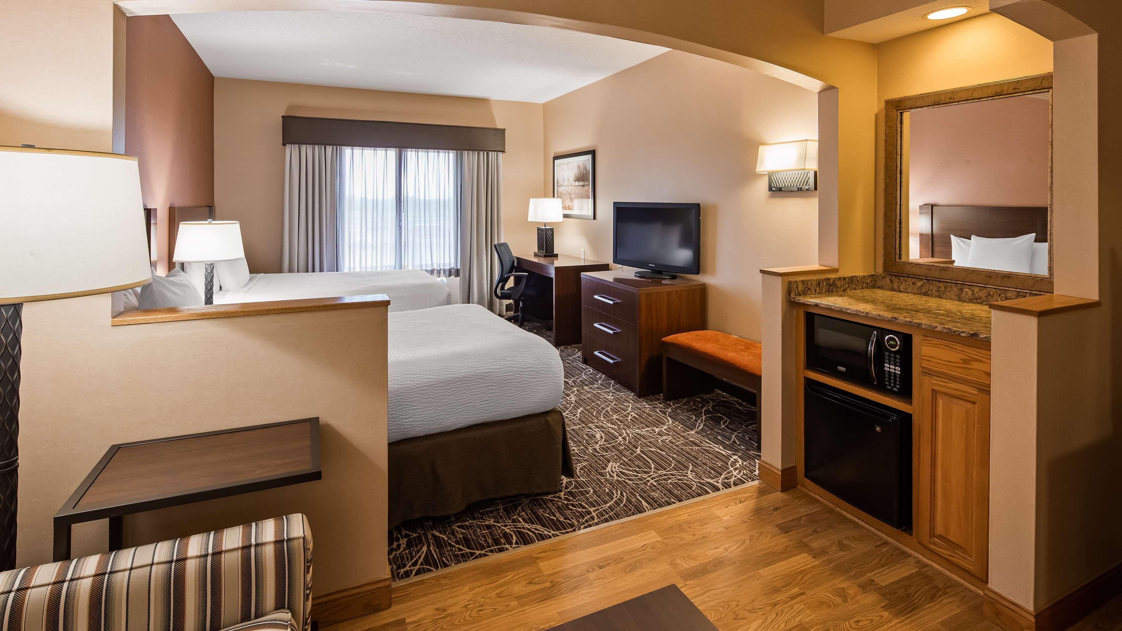 Best Western Plus Chelsea Hotel Monticello Bagian luar foto