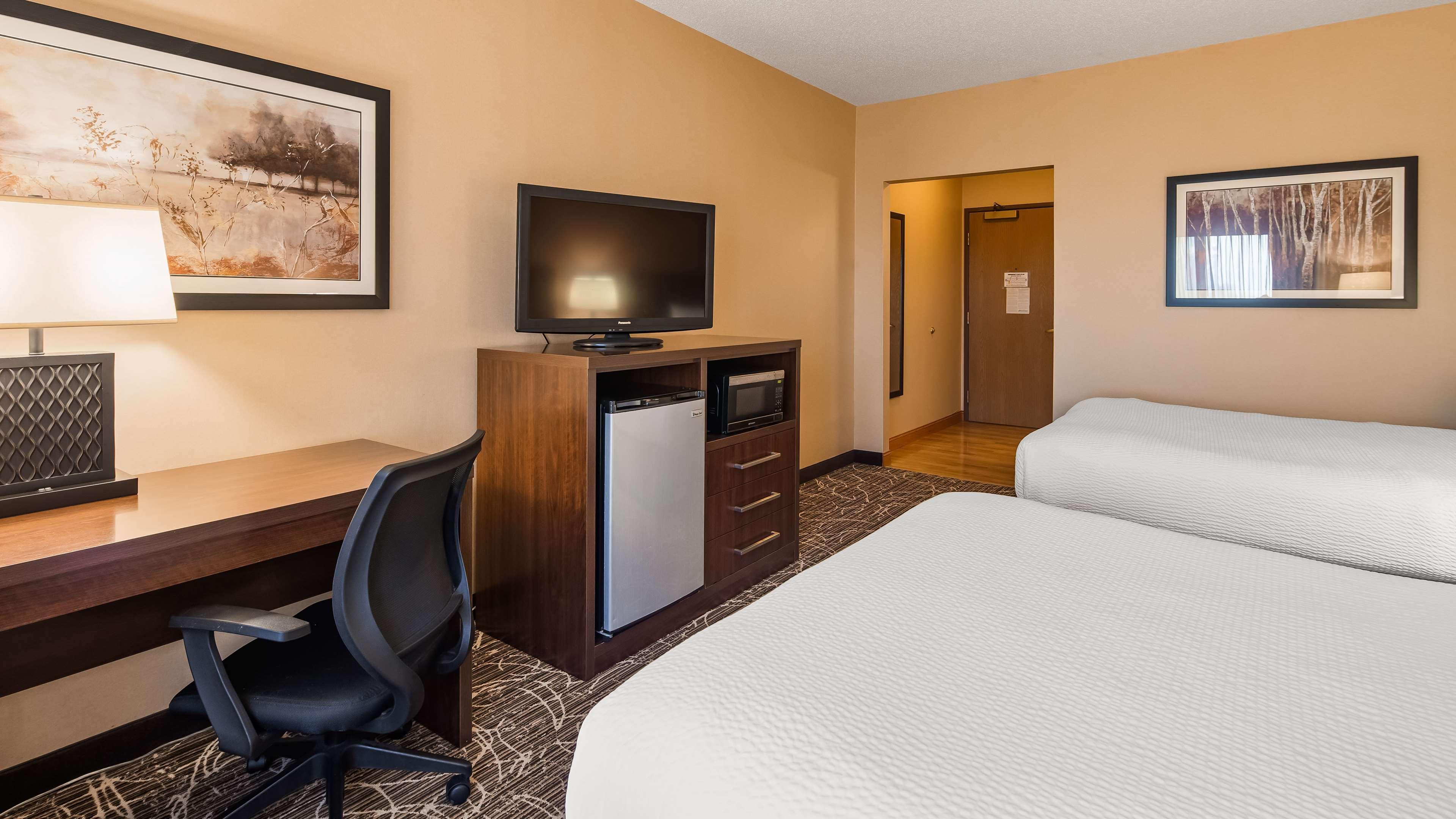 Best Western Plus Chelsea Hotel Monticello Bagian luar foto