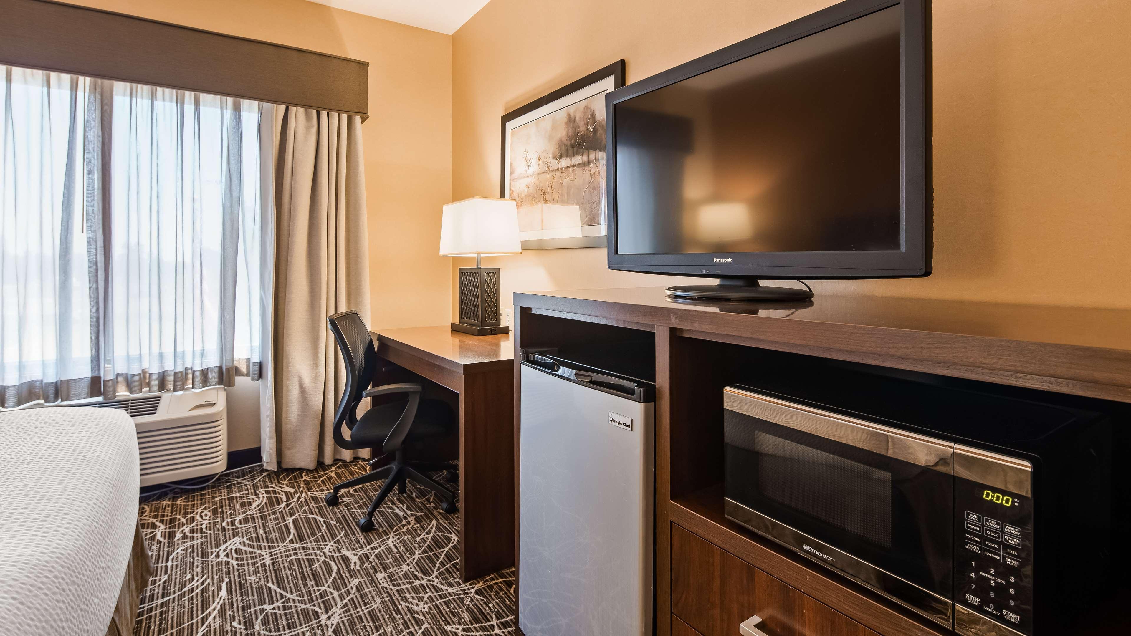 Best Western Plus Chelsea Hotel Monticello Bagian luar foto