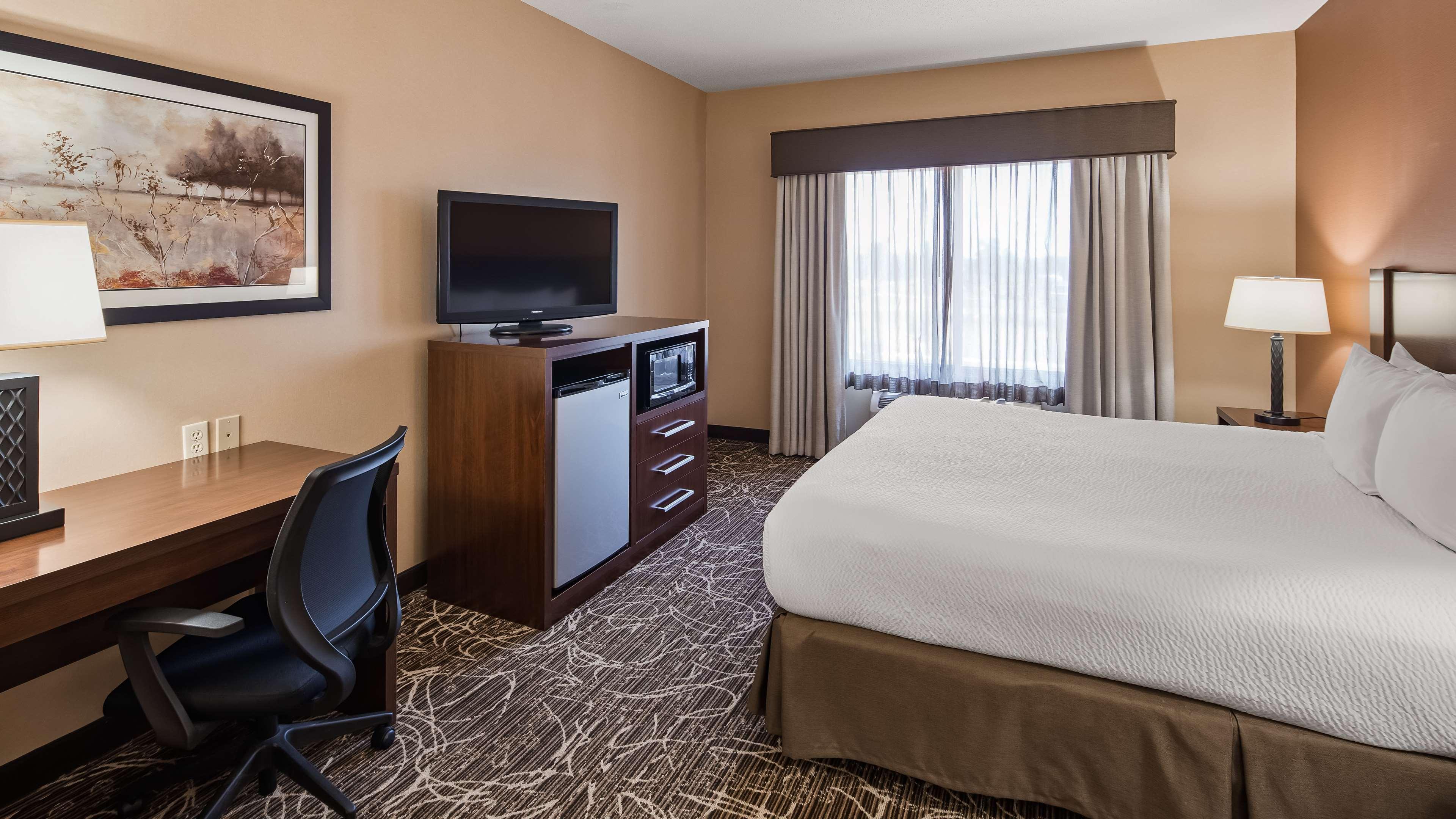 Best Western Plus Chelsea Hotel Monticello Bagian luar foto