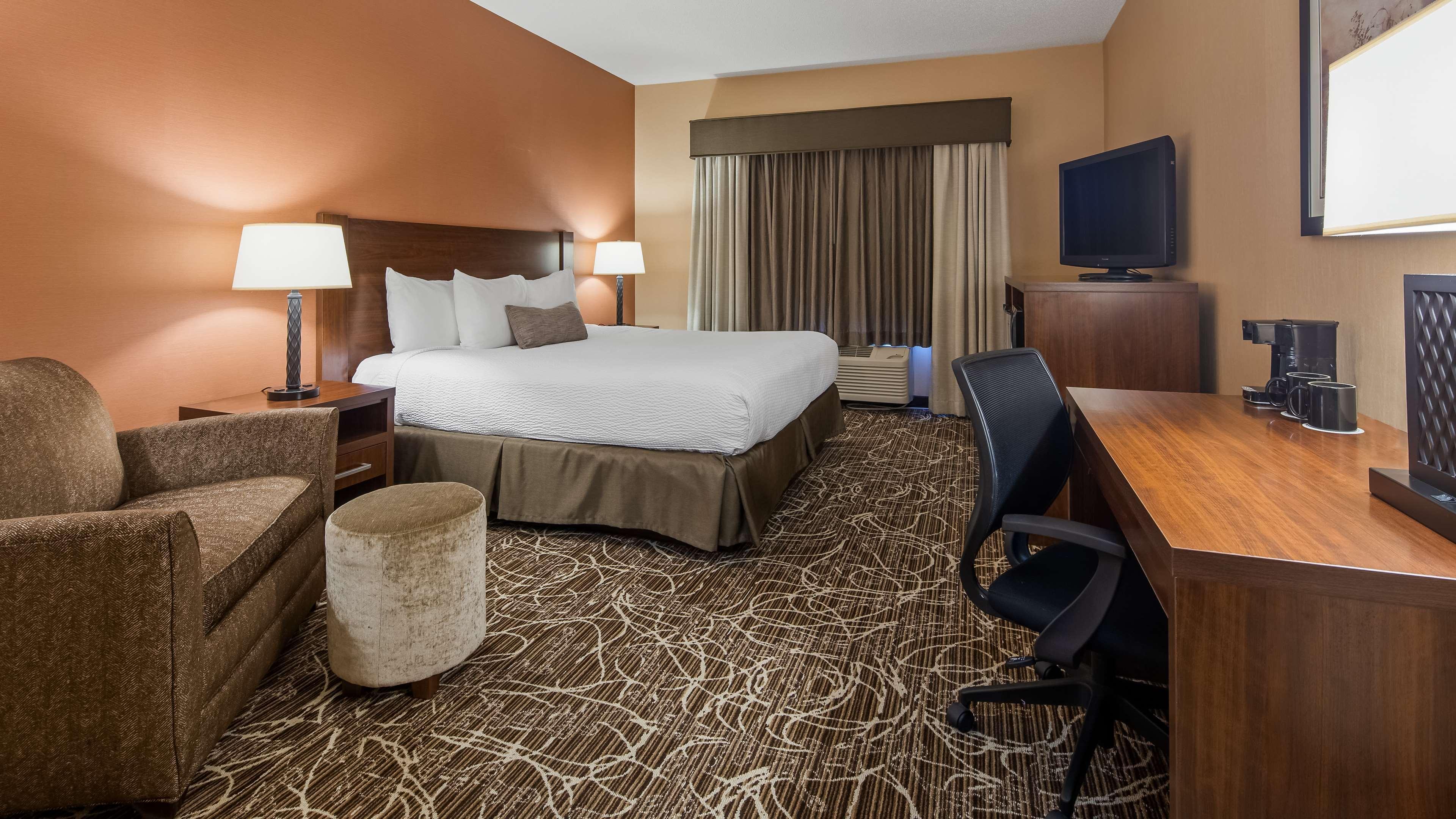 Best Western Plus Chelsea Hotel Monticello Bagian luar foto
