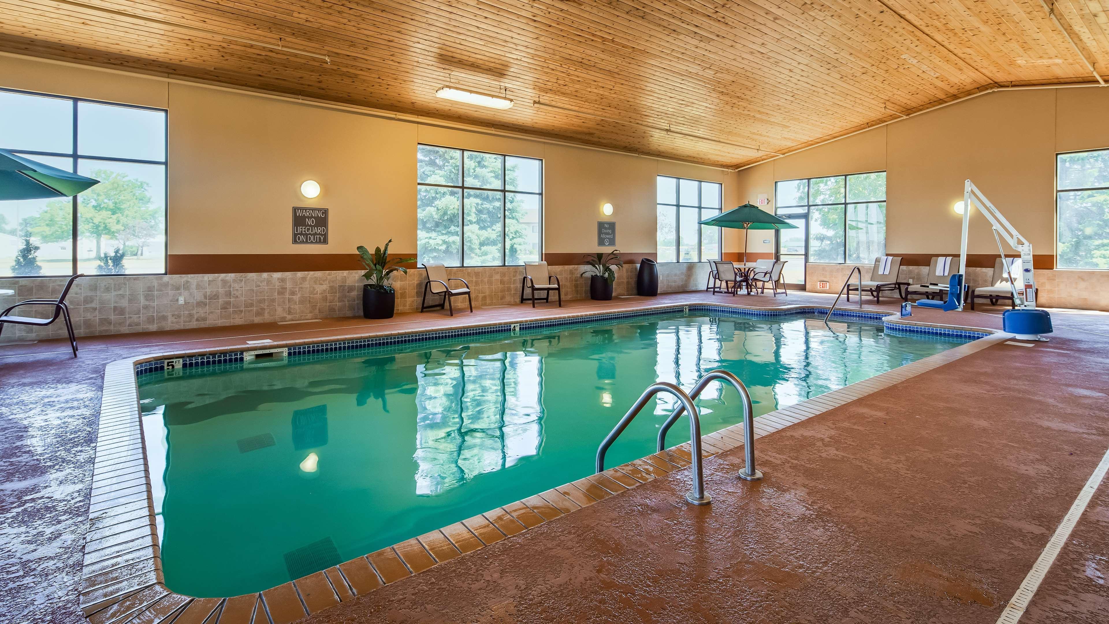 Best Western Plus Chelsea Hotel Monticello Bagian luar foto