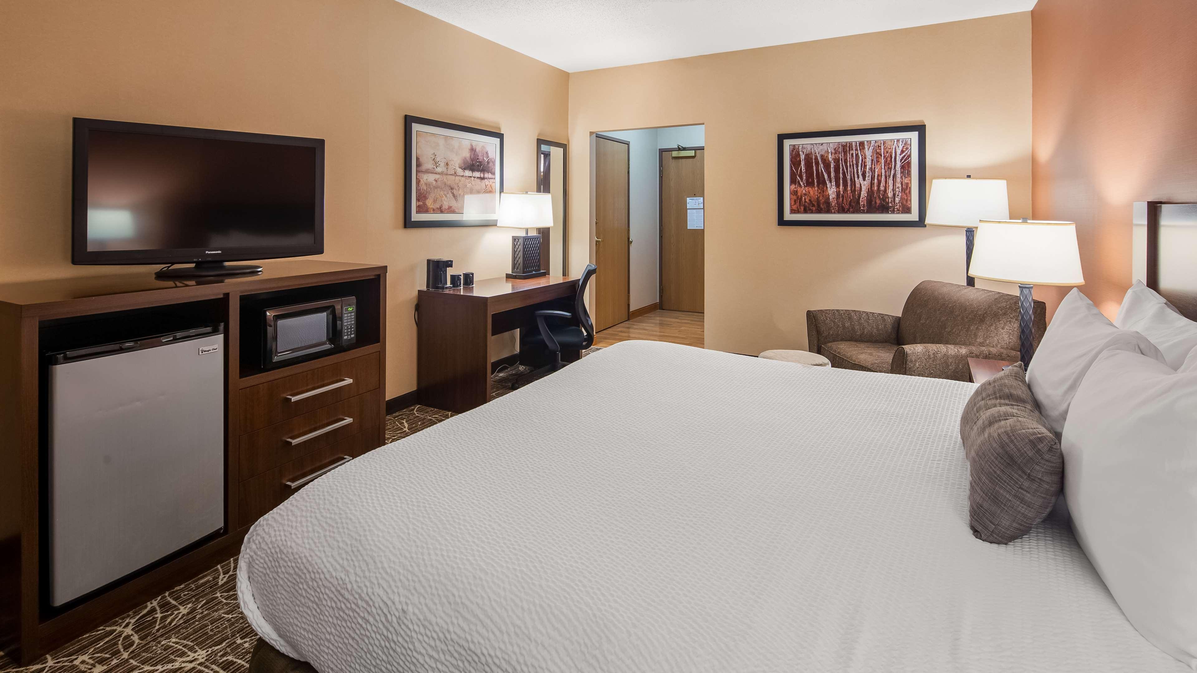 Best Western Plus Chelsea Hotel Monticello Bagian luar foto